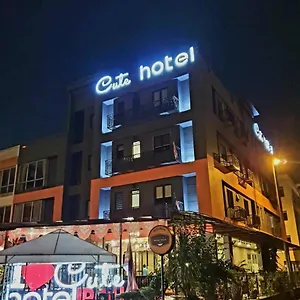 2* Hotel Cute & Dorms